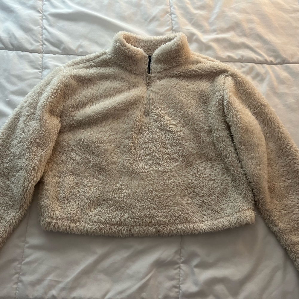 | Forever 21 | Cropped quarter zip fluffy jacket | White |Womens S |
